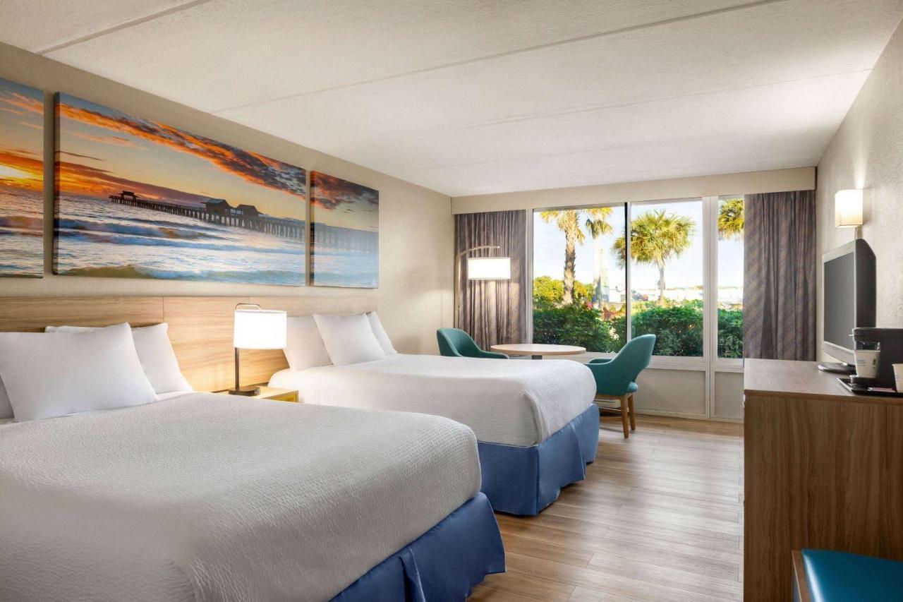 Days Inn By Wyndham Cocoa Beach Port Canaveral Exteriör bild